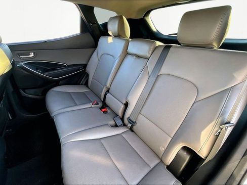 Used 2017 Hyundai Santa Fe Sport image 26