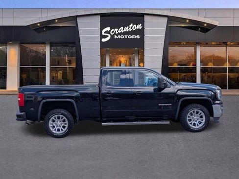 Used 2019 GMC Sierra 1500 SLE w/ SLE Value Package AWD/4WD image 6