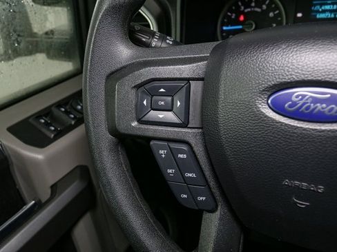 Used 2020 Ford F150 XLT image 24