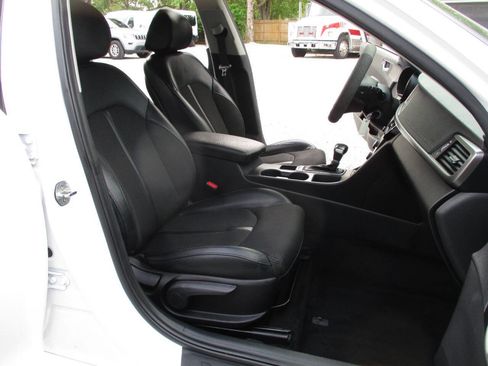 Used 2018 Kia Optima S w/ Panoramic Sunroof Package FWD image 23