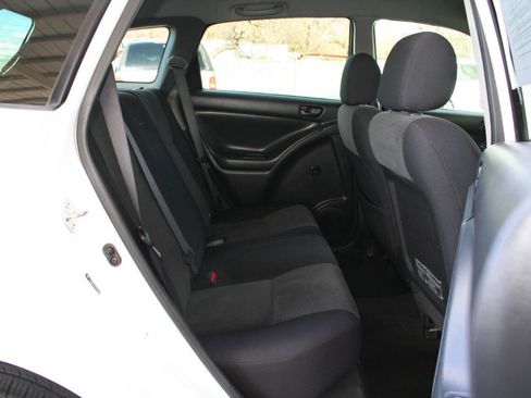 Used 2005 Toyota Matrix image 18