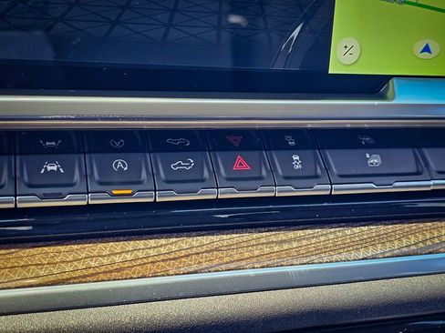 New 2026 GMC Sierra 1500 Elevation image 25