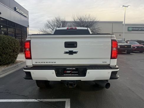 Used 2018 Chevrolet Silverado 3500 LTZ w/ Duramax Plus Package image 6