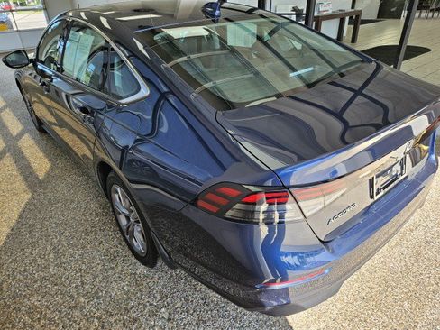 Used 2024 Honda Accord EX image 4