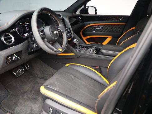 Used 2023 Bentley Bentayga Speed image 18