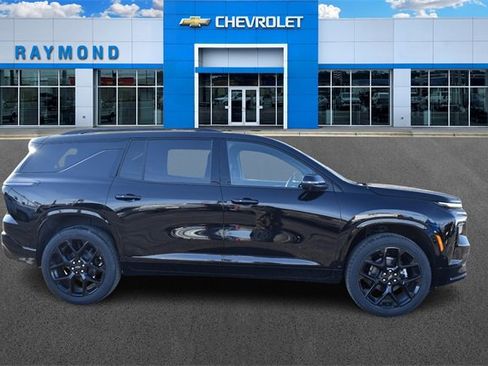 New 2026 Chevrolet Traverse RS image 2