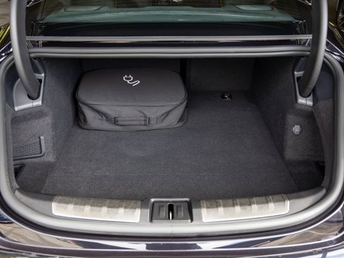 Used 2023 Porsche Taycan GTS w/ Premium Package (P6U) image 40