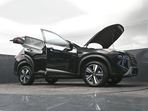 Used 2026 Nissan Rogue SL AWD/4WD image 34