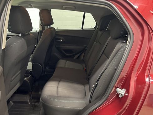 Used 2016 Chevrolet Trax LT image 9