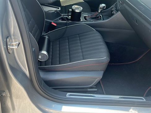 Used 2021 Volkswagen Jetta GLI FWD image 8