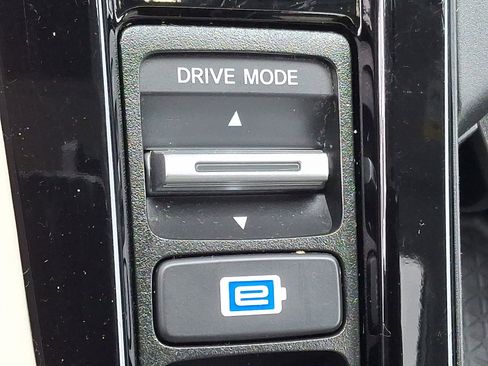 Used 2024 Honda Accord Touring image 26