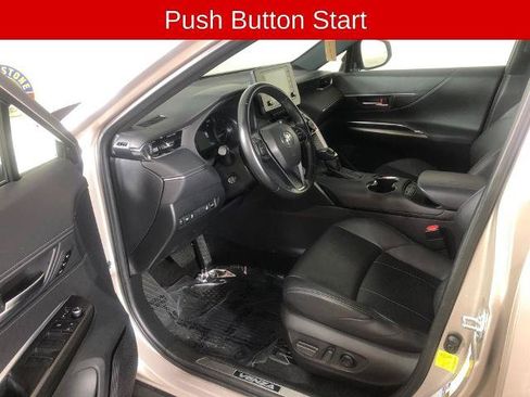 Used 2021 Toyota Venza XLE w/ Softex Package AWD/4WD image 8