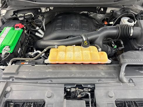 Used 2015 Ford F150 Lariat w/ Equipment Group 501A Mid AWD/4WD image 30