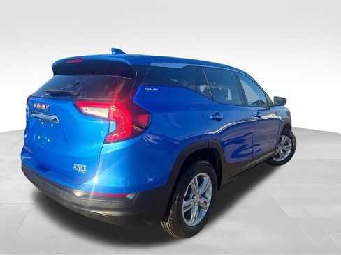 Certified 2024 GMC Terrain SLE FWD image 5