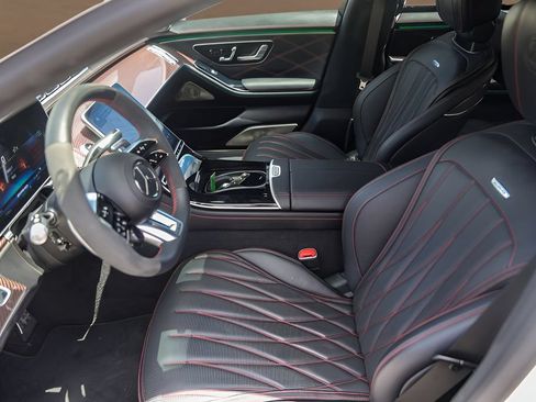 Used 2024 Mercedes-Benz S 63 AMG S image 9