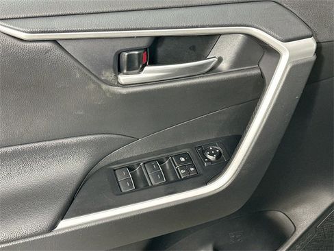Used 2024 Toyota RAV4 XLE image 24