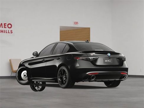 New 2025 Alfa Romeo Giulia w/ Driving Assist Package image 4