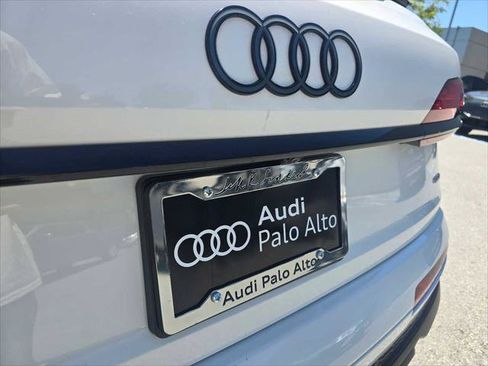 Used 2025 Audi Q7 2.0T Premium w/ Convenience Plus Package AWD/4WD image 13