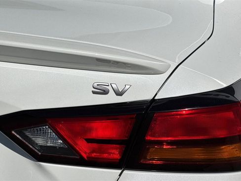 Used 2023 Nissan Altima 2.5 SV image 31