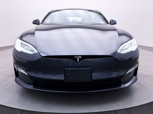 Used 2022 Tesla Model S image 10