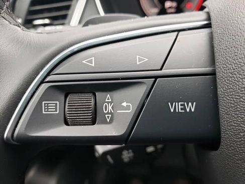 Used 2021 Audi Q5 Prestige w/ Prestige Package image 23