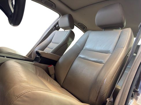 Used 2010 Honda Civic EX-L image 16