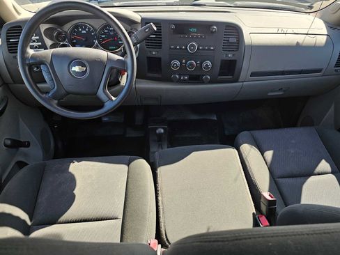 Used 2013 Chevrolet Silverado 2500 W/T image 18