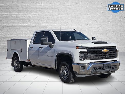 Used 2024 Chevrolet Silverado 2500 W/T w/ WT Convenience Package image 6