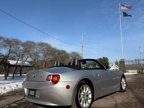 Used 2004 BMW Z4 2.5i image 18