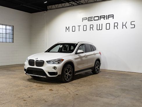Used 2018 BMW X1 xDrive28i w/ Convenience Package image 3