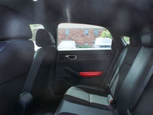 Used 2024 Honda Civic Sport image 29