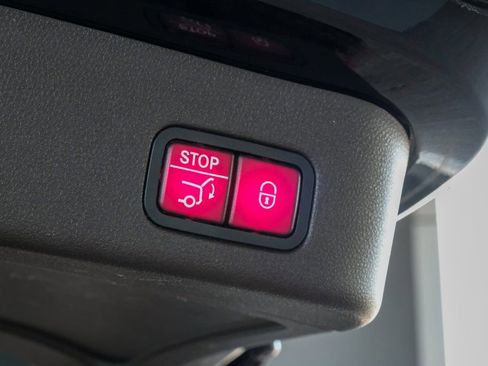 Used 2017 Mercedes-Benz GLE 43 AMG 4MATIC w/ Premium 2 Package image 62