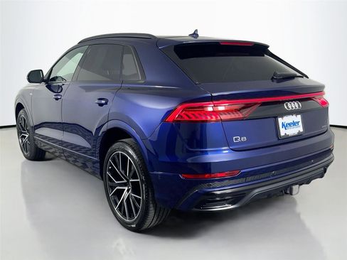 Used 2022 Audi Q8 Prestige AWD/4WD image 3
