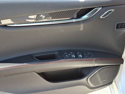 Used 2019 Maserati Ghibli S GranSport Q4 AWD/4WD image 8