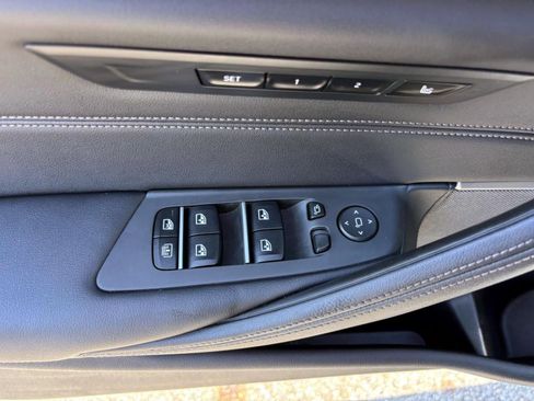 Used 2021 BMW M550i xDrive w/ Dynamic Handling Package image 13