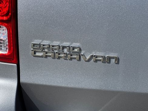 Used 2019 Dodge Grand Caravan SXT FWD image 30