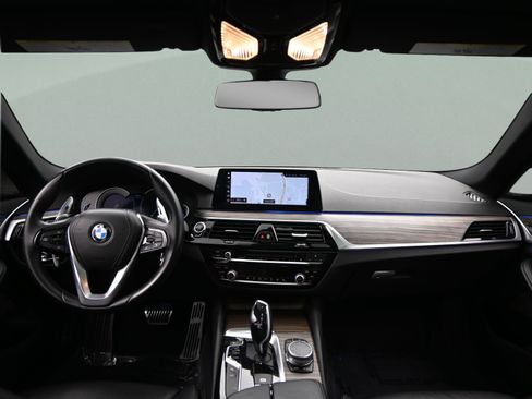Used 2017 BMW 540i RWD image 40