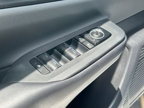 Certified 2024 Toyota Prius XLE FWD image 23
