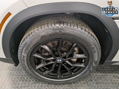 Used 2021 BMW X6 xDrive40i w/ Executive Package 2 AWD/4WD image 7