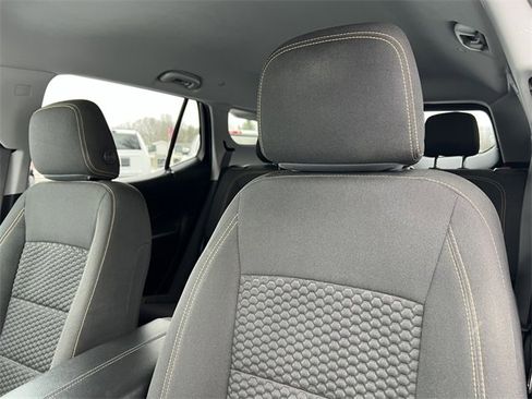 Used 2021 GMC Terrain SLE w/ Driver Convenience Package image 11