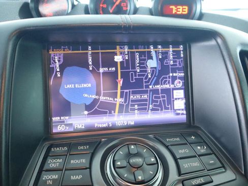 Used 2020 Nissan 370Z NISMO RWD image 28