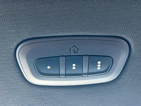 Used 2020 RAM 1500 Big Horn AWD/4WD image 10