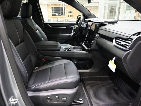 New 2026 GMC Acadia Elevation w/ Black Edition image 10