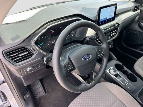 Used 2022 Ford Escape SE w/ Convenience Package image 9