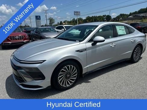 Used 2025 Hyundai Sonata SEL image 1