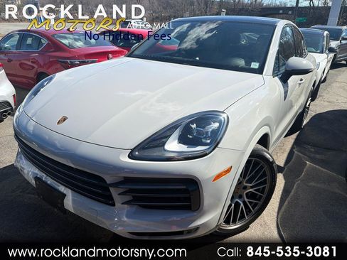 Used 2023 Porsche Cayenne Coupe image 1