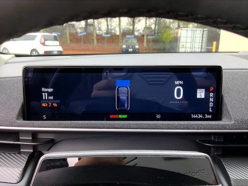 Used 2024 Ford Mustang Mach-E Premium image 25