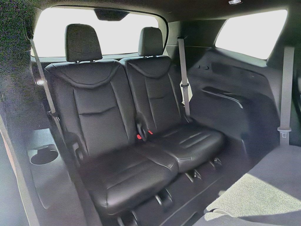 Certified 2024 Cadillac XT6 Luxury FWD image 25