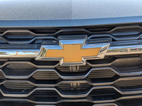 Used 2026 Chevrolet Trax LS w/ Driver Confidence Package image 5