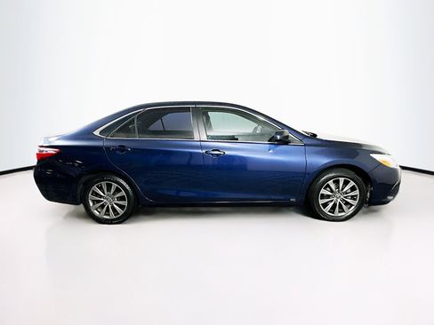 Used 2015 Toyota Camry XLE image 10